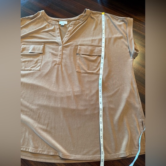 J. Jill Relaxed Fit Tan V-Neck Short Sleeve Pocket Tee Size XL Oversized - Picture 11 of 11